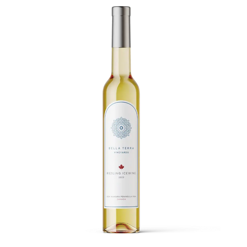 Fles Canadese Riesling Icewine uit Niagara, dessertwijn met fruitige aroma’s van peer, honingmeloen en citrus. Koop hem nu bij IJswijnen.nl